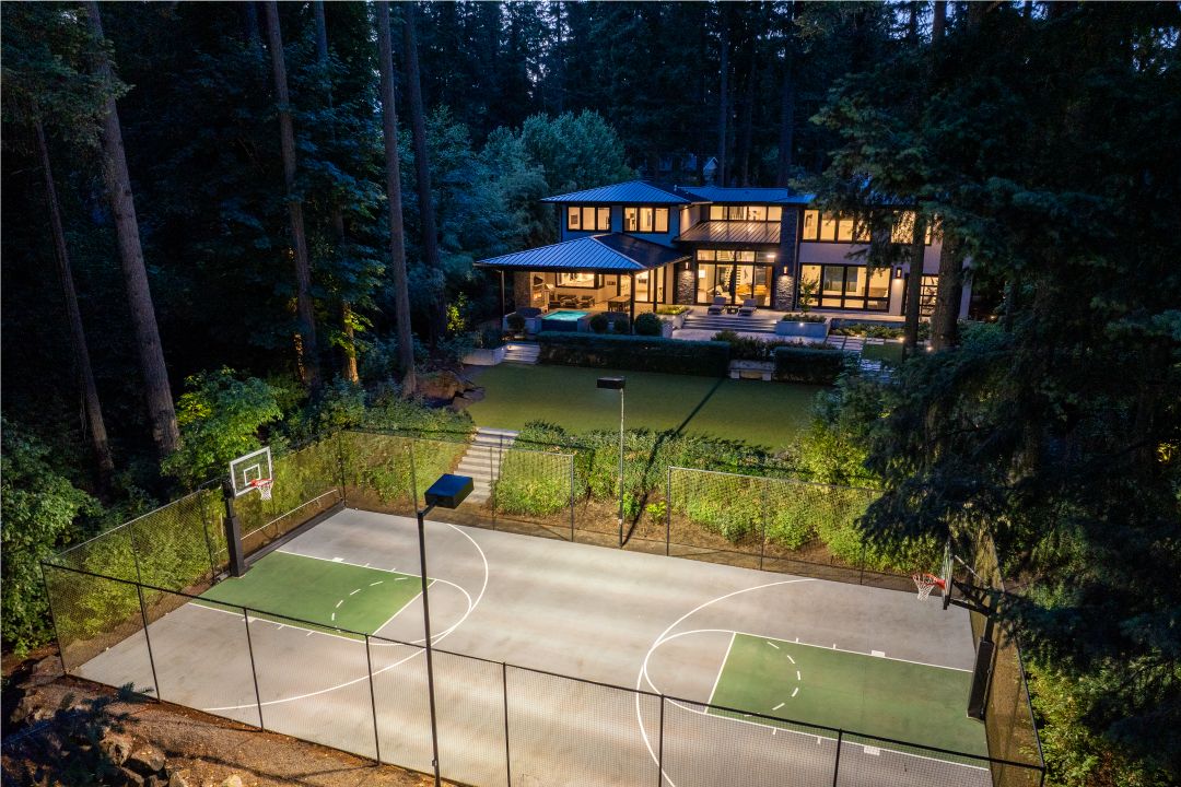 Showcase Lake Oswego Modern Icon